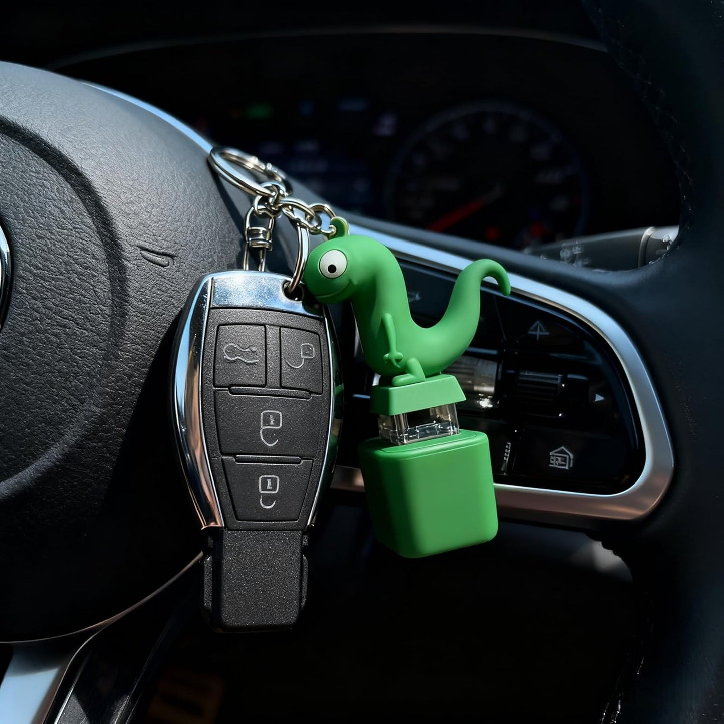 3PCS Lizard Button Keychain,Rechargeable Animal Keychains with Sound and Colorful Lights,Fidget Toys Adults Anxiety Relief