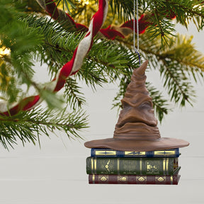 Keepsake Christmas Ornament, Harry Potter Sorting Hat, Animatronic Sound and Motion - Cykapu